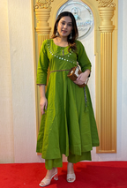 Emerald Harmony: Multi-Thread Embroidered Georgette Anarkali Gown