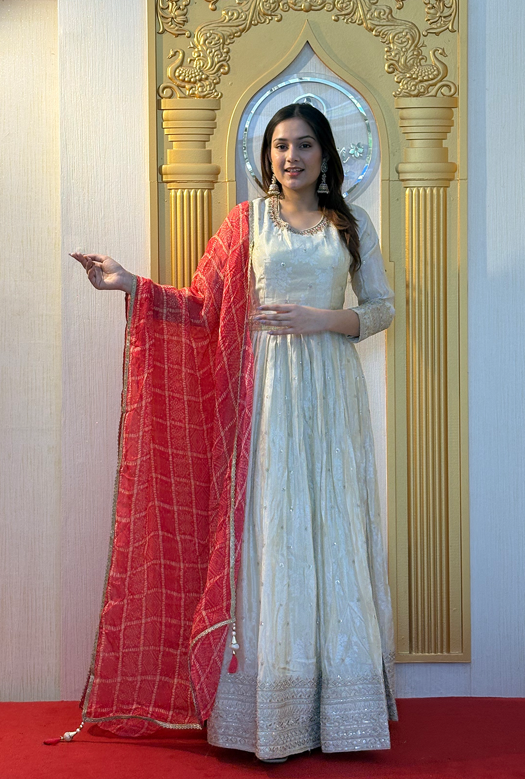 Off-White Silk Jacquard Anarkali – With Traditional Bandhani-Print Dupatta
