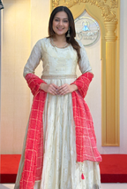 Off-White Silk Jacquard Anarkali – With Traditional Bandhani-Print Dupatta